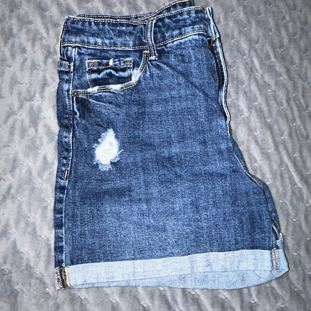 Old Navy High Rise Distressed Cuffed Denim Shorts Dark Wash Size 12 - Picture 6 of 6